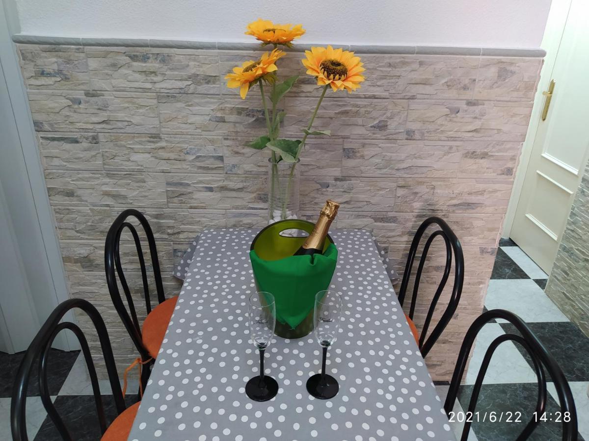 Los Tres Girasoles Cadice Esterno foto